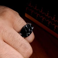 خاتم ملكي فضة عيار 925 بمقبض مُنقط - أسود معرق