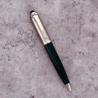 قلم رجالي بلون فضي اخضر