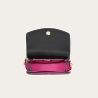 شنطة كتف نسائية بلون بيج