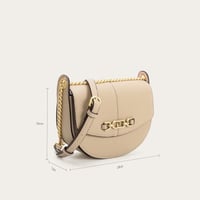 شنطة كتف نسائية بلون بيج