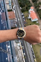 ساعة رجالية باللونين ميناء أسود