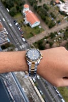 ساعة رجالية لونين فضي وذهبي ميناء أسود