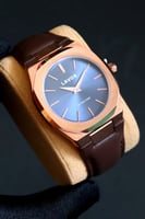 ساعة لافوس جلد ميناء ازرق