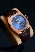 ساعة لافوس جلد ميناء ازرق