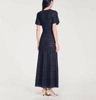 فستان ساندرو طويل لامع تصميم بأربع جيوب فستان سهرة