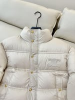 جاكيت سيلين القصير المميز