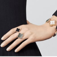 خاتم ماجيك ألامبرا بين ذا فينغر