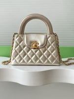 شنطة شانيل من جلد عجل صغيرة