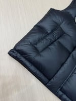 سترة لويس فيتون الكلاسيكية باللون الاسود