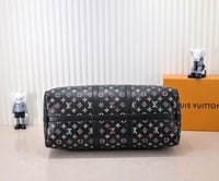 شنطه سفر من لويس فيتون