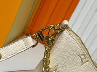 حقيبة بولوني من لويس فيتون أوف وايت