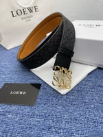 حزام رجلد منقش من لويفي