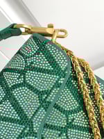 شنطة يد من فلانتينو - مرصعه بأحجار الراين