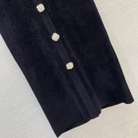 فستان سيلف بورتريه من الشنيل الأسود