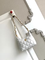 شنطة هوبو شانيل الصغيرة