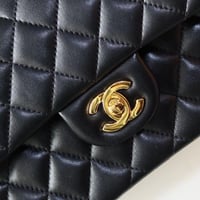 حقيبة يد كلاسيكية كبيرة أسود - مستوحاه من جلد غنم