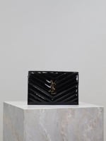 شنطة ميني كوليج إيف من سان لوران