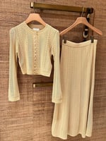 طقم ساندرو لينيت المحبوك بلوزة وتنورة