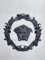 تيشيرت فيرزاتشي بتصميم ميدوسا الفاخر