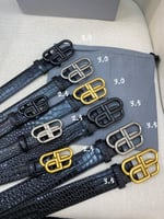 حزام بالنسياغا BB من الجلد الاسود