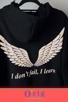 بلوفر جناح مضيء