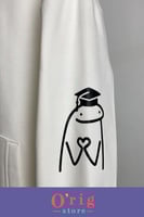 بلوفر تخرج قبعة واسم