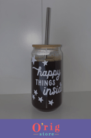 كوب زجاجي مع مصاص بعبارة لطيفة