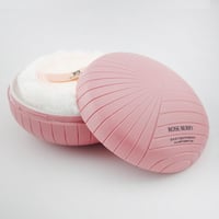 مجموعة الأنوثة الطاغية : بودرة وزيت معطر مستوحى من...