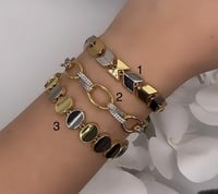 اساور مطلية