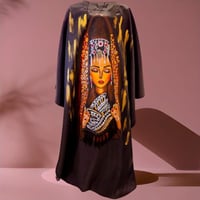 عباية مميزة بتصميم انيق ورسم انيق