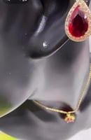 سلسال مع الحلق