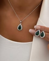 سلسال مع الحلق