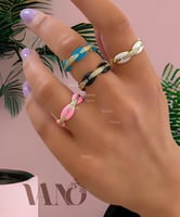 خواتم ملونة