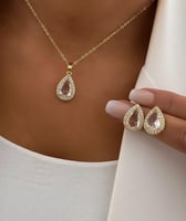 سلسال مع الحلق