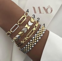 اساور مطلية ذهب