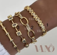 اساور مطلية