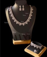 طقم روديوم مطلي مرصع زيركون