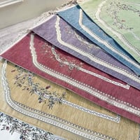 سجادة صلاة شانيل – مع شرشف صلاة مورد | غيم