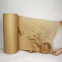 رول ورق تغليف بني قابل للتمدد عرض 50 سم طول 50 متر