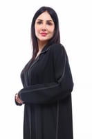 عبايه دقة خياطه ناعم اسود
