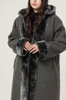 فروه نسائي قماش مخمل مطرزه