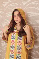 عبايه نسائي مطرزة بقبعه