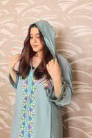 عبايه نسائي مطرزه مع قبعه