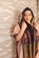 بست نسائي تطريز فلسطيني بقبعه