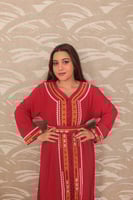 عبايه نسائيه مطرزه مع حزام