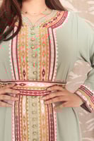 عبايه نسائيه مطرزه مع حزام