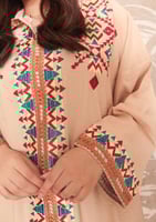 عبايه نسائي مطرزه مع قبعه