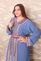 عبايه نسائيه مطرزه مع حزام