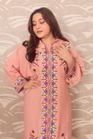 عبايه نسائي مطرزه مع قبعه