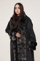 فروه نسائي قماش شامواه بفرو أرنب من الأطراف